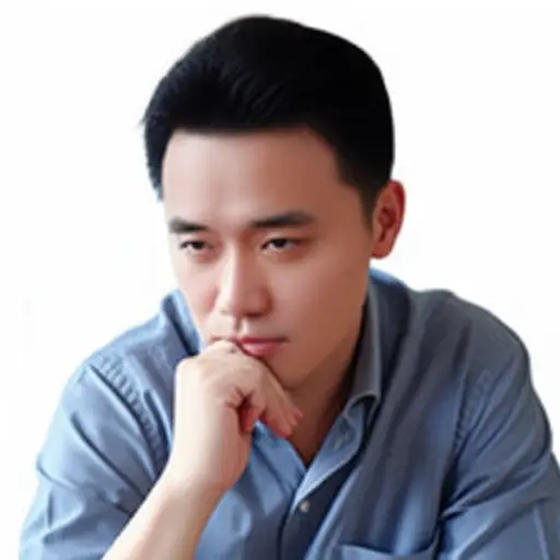 他思考时摸了摸下巴。