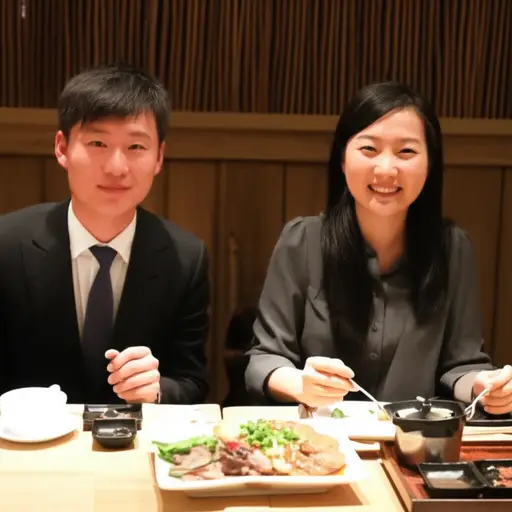 今晚我要和我的同事共进晚餐。