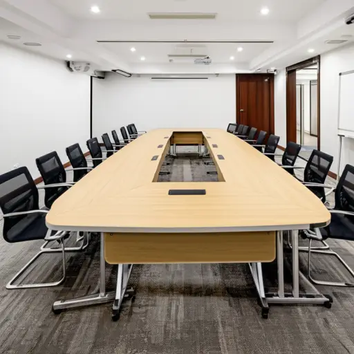 这个会议室现在是空闲的。