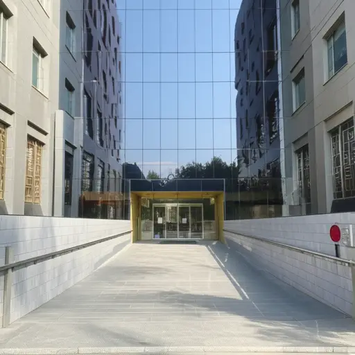 这家酒店为残障客人设有单独的入口。