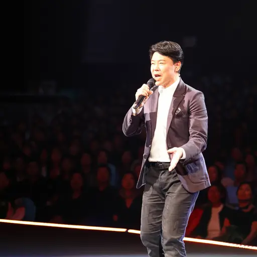 他是一位出色的表演者。