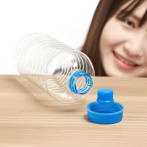 我喝了整整一瓶水。