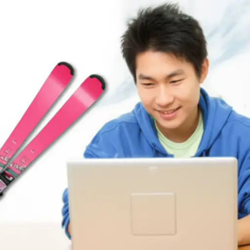 他在网上买了一双滑雪板。