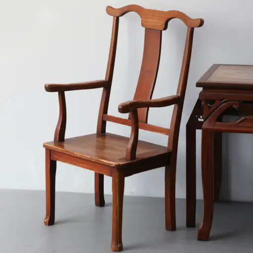 我想卖掉我那把50年旧的扶手椅。