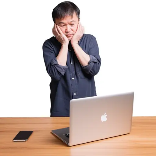 他不能使用某些电子产品，比如笔记本电脑和智能手机。