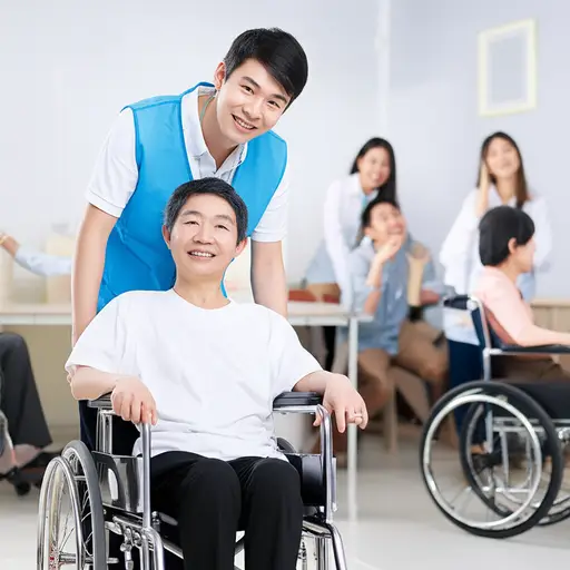 我在当地做了很多照顾残疾人的工作。