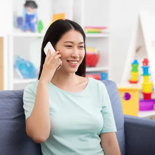 你总是可以打电话给苏茜，看看她是否可以帮忙照看孩子。