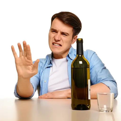 他试图戒酒，但这很困难。