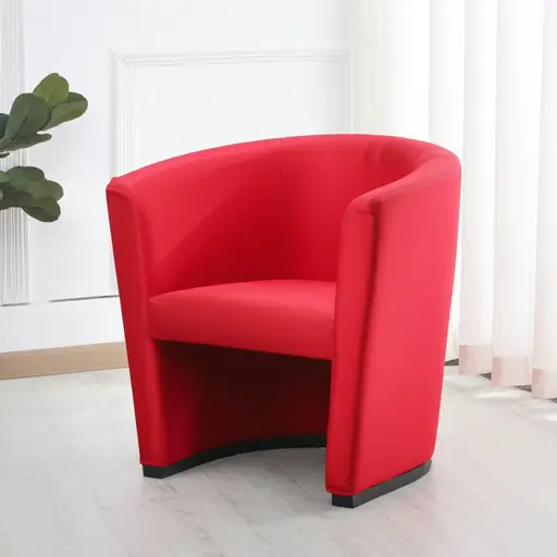 这把红色的扶手椅是我最喜欢的。