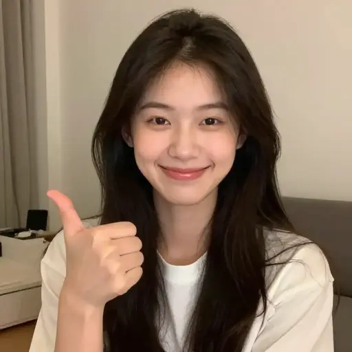 哦，顺便说一下，我叫朱莉。