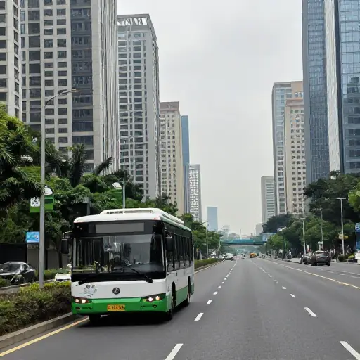 公交服务延伸到市区，甚至更远。