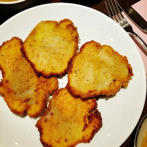 我们今晚晚餐吃猪排。