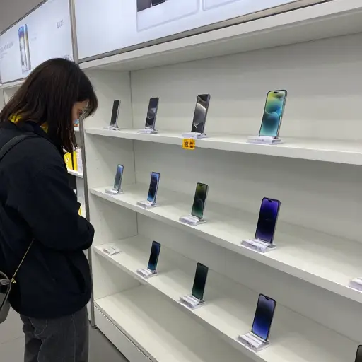 由于需求量很大，新款型号目前暂时缺货。