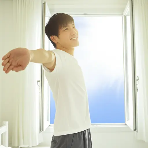 一晚好觉让他恢复到了精力充沛的状态。