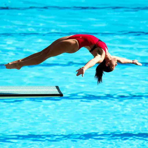 她从高跳板上完成了一个优美的跳水动作。