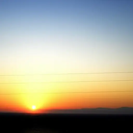 太阳下山时，天空变成了金色。