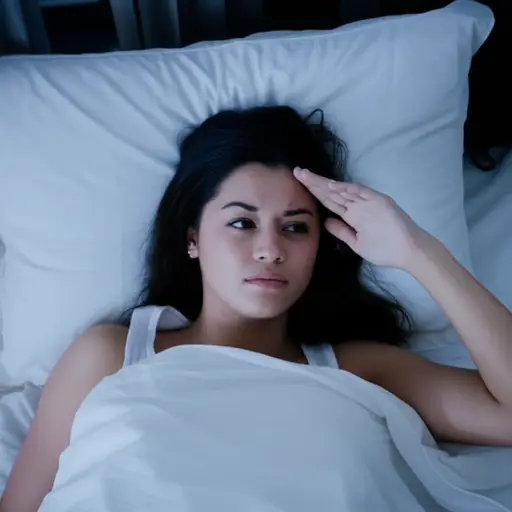 她感到非常紧张，以至于晚上睡不着。