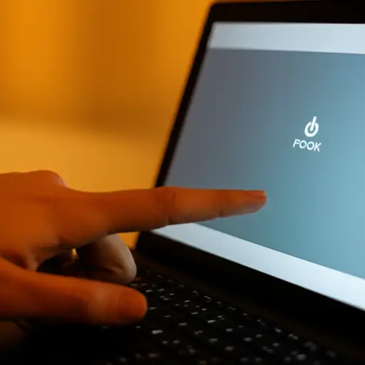 她每晚都关掉电脑。