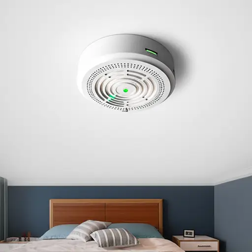 在每个卧室安装烟雾报警器很重要。