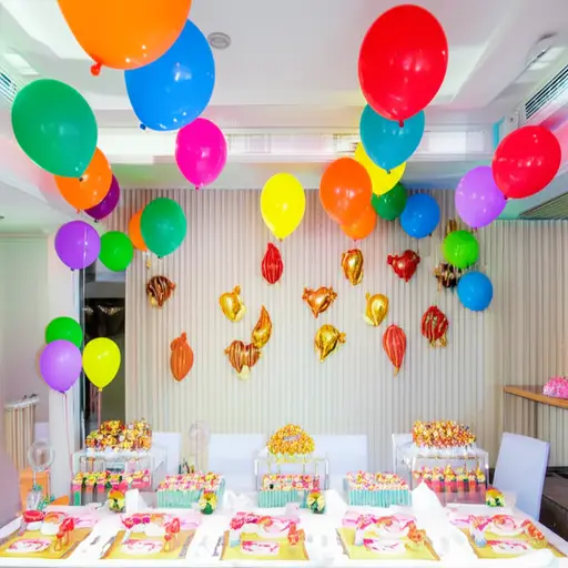 我们为派对用气球装饰了房间。