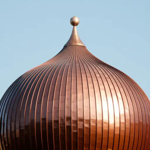 建筑的圆顶是由纯铜制成的。