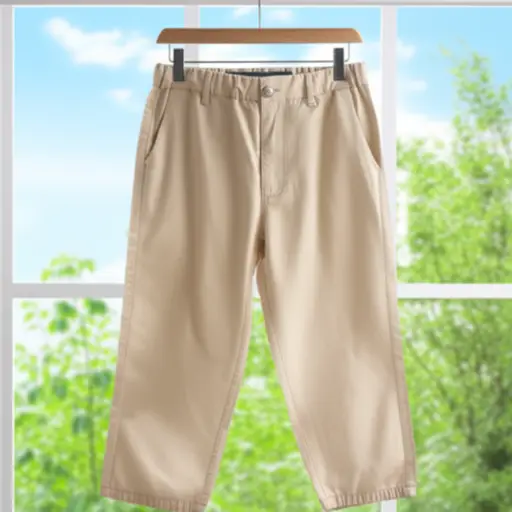 这条裤子是棉质的，夏天穿很凉快。