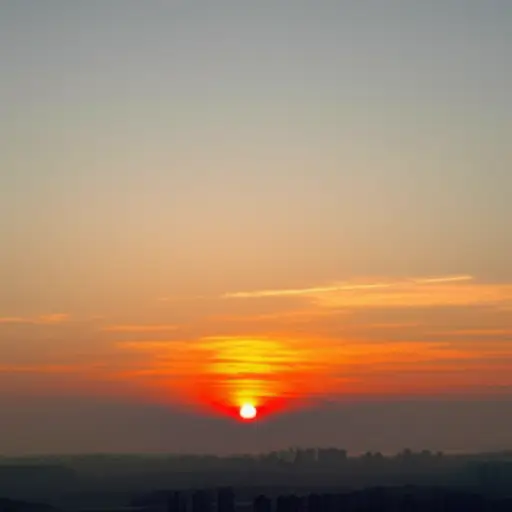 太阳正在下山。