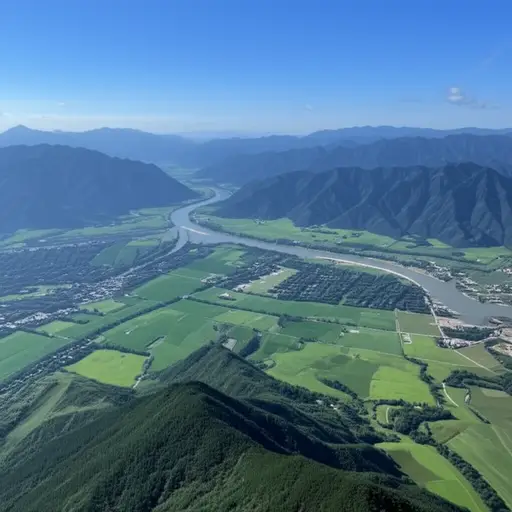 从山顶看，景色非常棒。