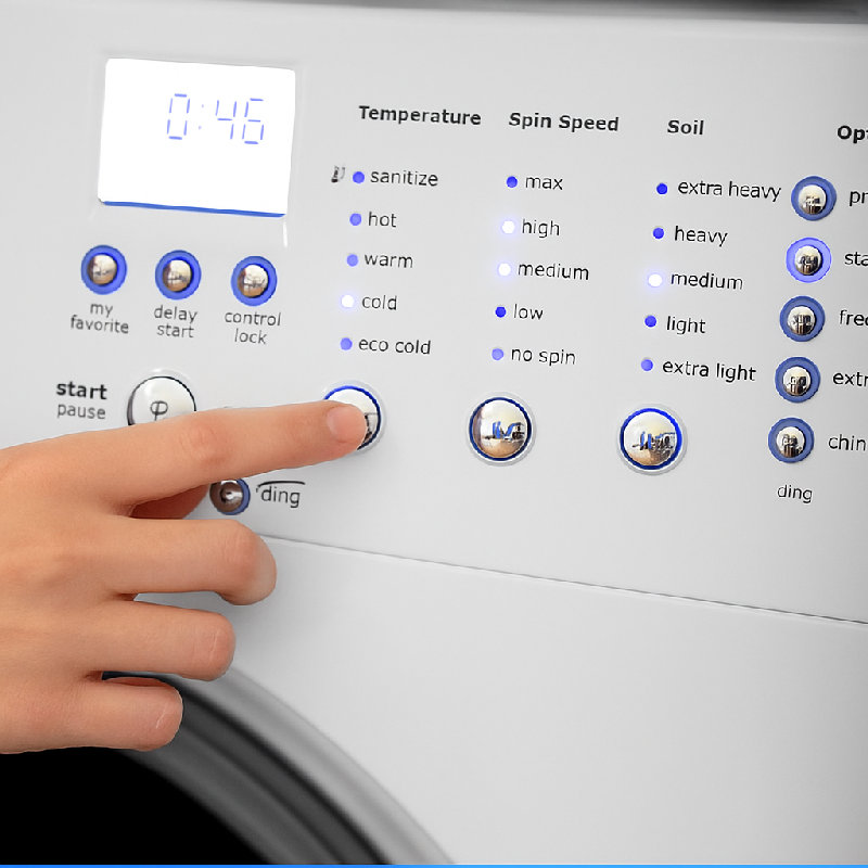 她调整了洗衣机的设置。